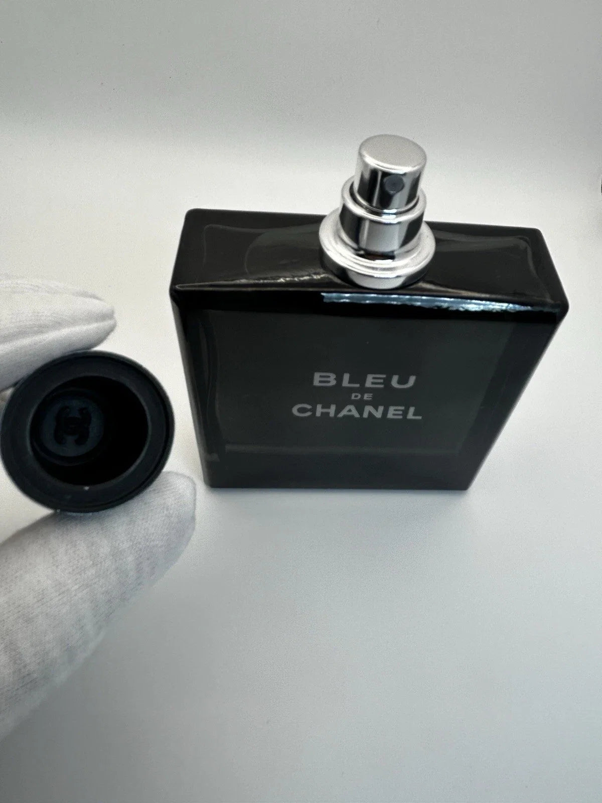 Chanel Bleu de Chanel Eau de Toilette Spray for Men – 100ml / 3.4 fl oz